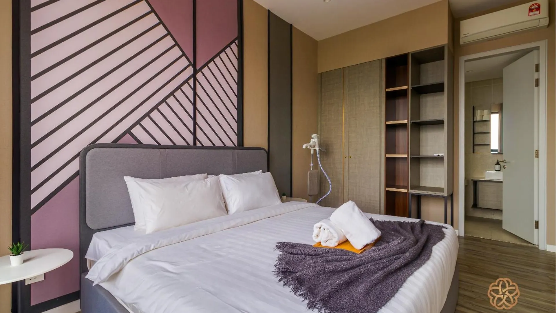 Millerz Square Signature Suites, Куала-Лумпур Апартаменты